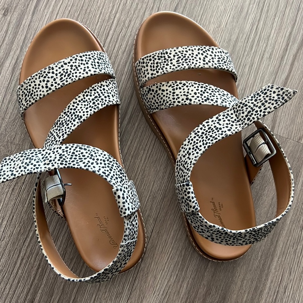 Spotted Sandals